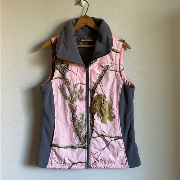 Realtree Jackets & Blazers - Real tree pink camo vest